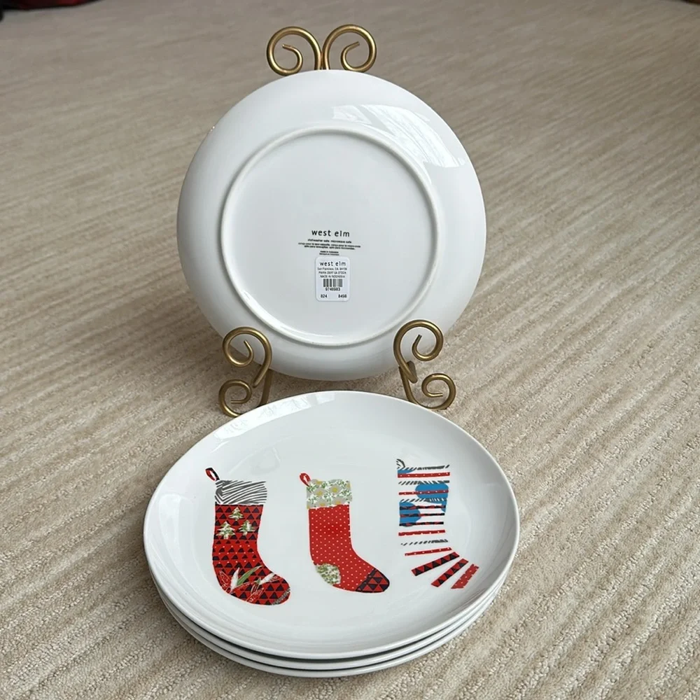 Set of 4 West Elm Christmas Plate Christmas Stockings 8.6